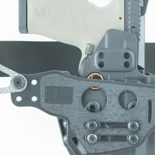 Enigma Ember CZP10C, Close-up